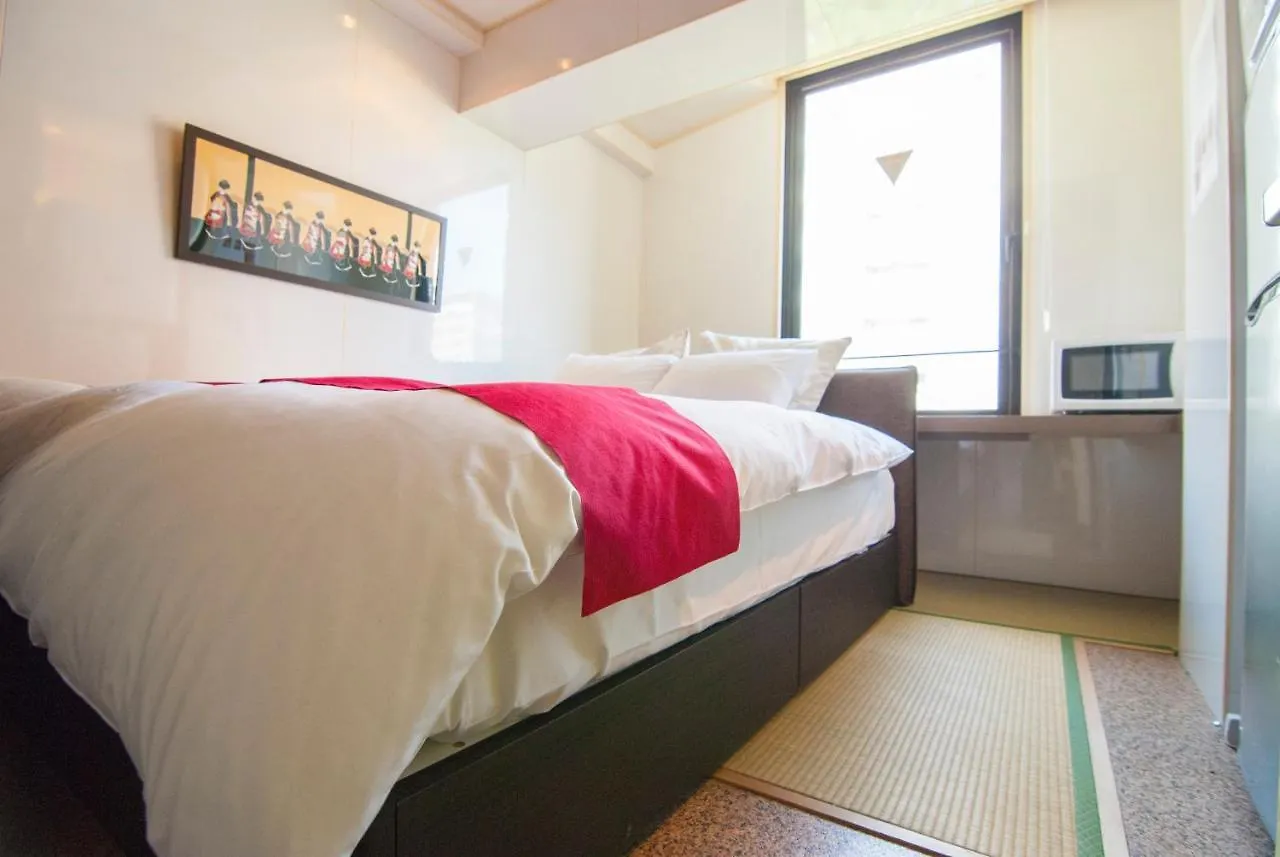 Kamogawa Riverside Guesthouse Kyoto Apartment