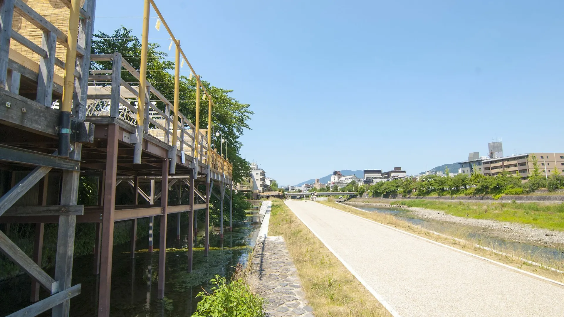 Kamogawa Riverside Guesthouse Kyoto 0*,  Japan